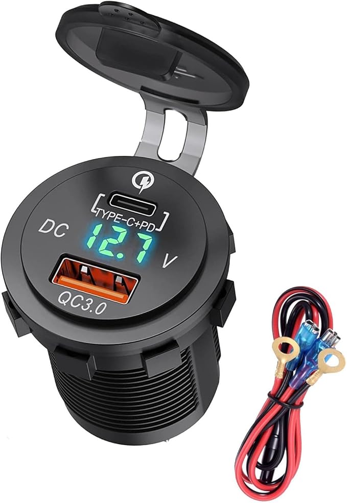 Smart LED Screen Auto with Real-Time Port Flame Retardant Design Intelligent Screen Voltages Monitors Car Charging Rapid USB