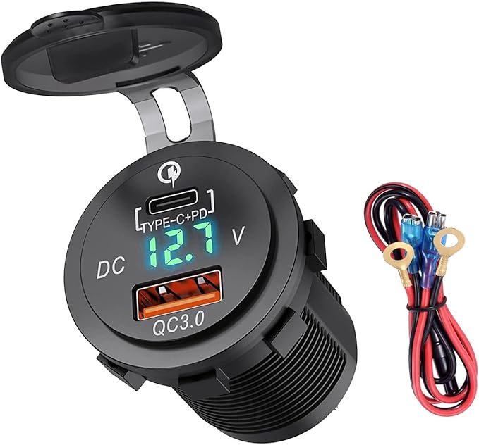 Smart LED Screen Auto with Real-Time Port Flame Retardant Design Intelligent Screen Voltages Monitors Car Charging Rapid USB