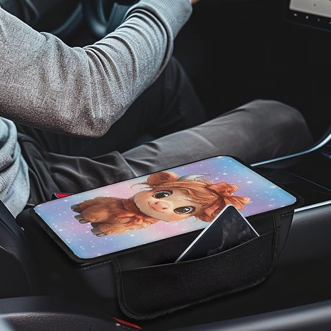 Dreaweet Center Console Cover Cute Highland Cow Car Accessories for Women Universal Arm Rest Cover for Truck Car SUV,Car Console Covers with Pockets Comfortable Car Armrest Cover Cushion Pad
