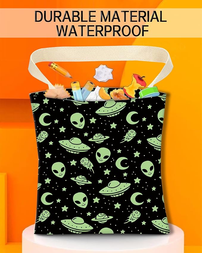 ANKVRP Car Garbage Can, Hanging Car Trash Can Bag for Vehicle, Cute Car Back Seat Organizer, Cute Green Alien
