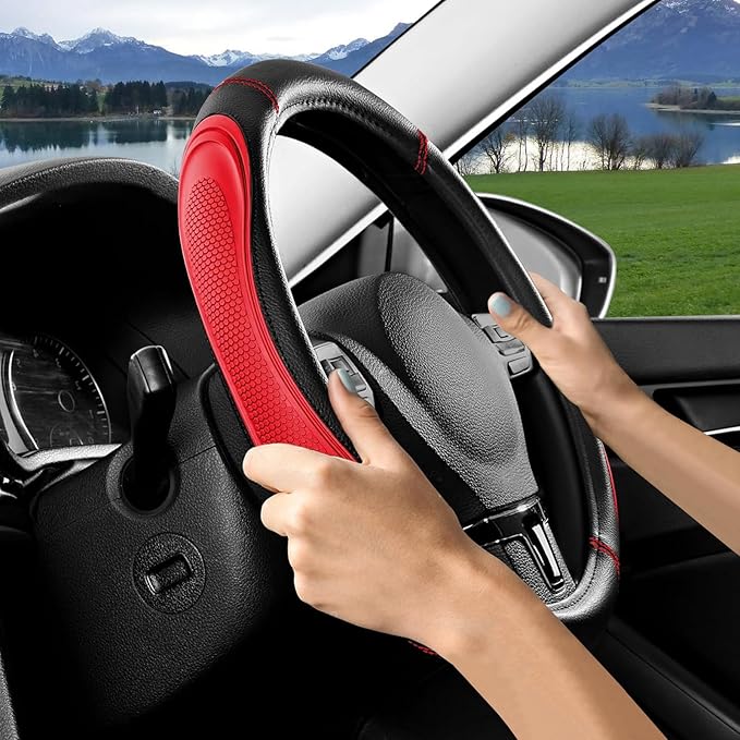 Red Film Splicing Leather Steering Wheel Cover, Microfiber Leather, Anti-Slip, Breathable, Universal Fit for 14.5–15 in Steering Wheel Cover for Men Women