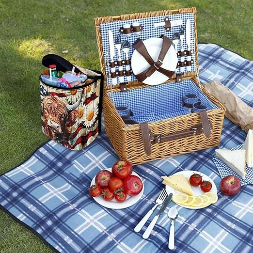 Talayituse Highland Cattle Daisy Print Car Trash Can with Lid, American Flag Wood Leak Proof Auto Trash Bag Hanging Vehicle Garbage Can Multipurpose Storage Container for Back Seat Road Trip
