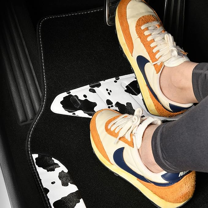 CAR PASS Waterproof Universal Fit Car Floor Mats, Cow Print Car Mats Fit for SUV,Vans,sedans, Trucks,Set of 4pcs Car Carpet with Driver Heel Pad and Nibs Backing,or Cute Women Girly Funny Black White