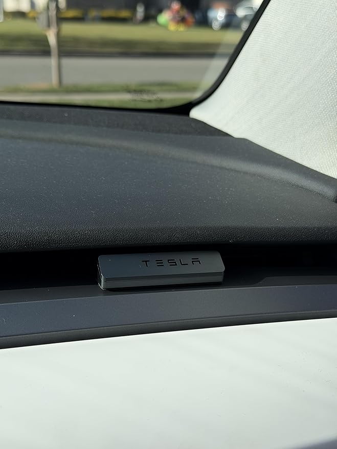 Opulux aroma diffuser Wood, metal, car vent clip,diffuser,Luxury car air freshener, tesla air freshener, natural essential oil car fragrance 1oz