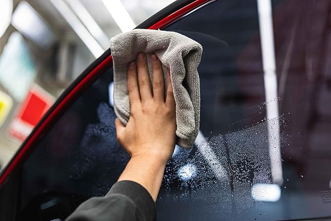 The Rag Company - Premium FTW Microfiber Cleaning Towels for Glass, Windows, Mirrors, Polished Surfaces - Streak-Free, Scratchless, 16" x16”, Green, 3-Pack